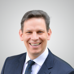 Dr. Alexander Frech